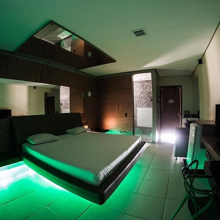 Village Motel (Adults Only) ฟอร์ตาเลซา ภายนอก รูปภาพ