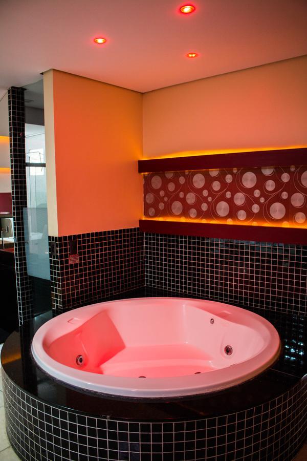 Village Motel (Adults Only) ฟอร์ตาเลซา ภายนอก รูปภาพ