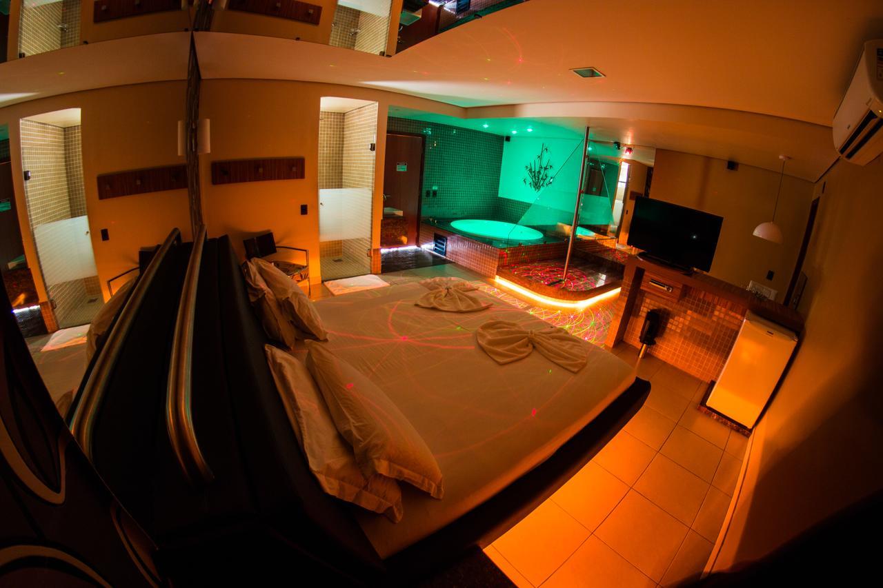 Village Motel (Adults Only) ฟอร์ตาเลซา ภายนอก รูปภาพ