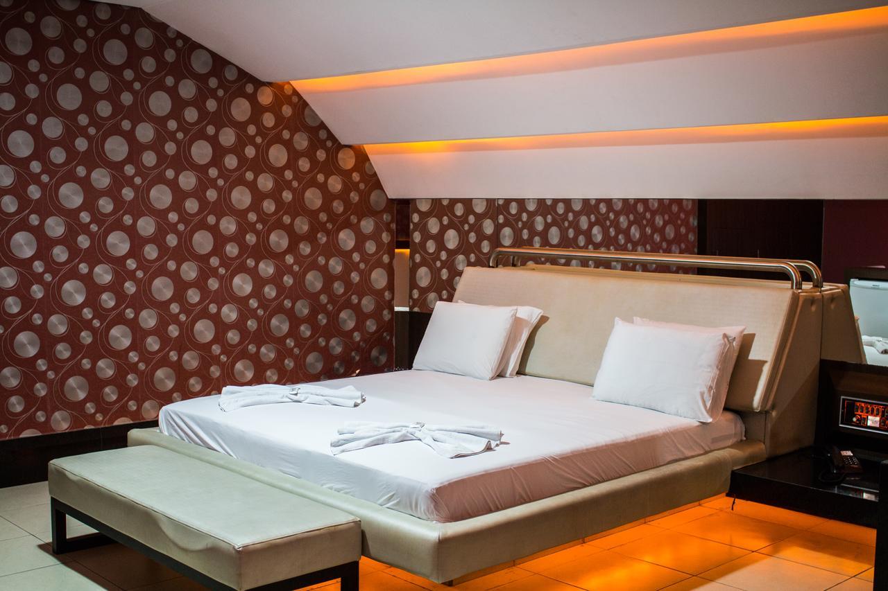 Village Motel (Adults Only) ฟอร์ตาเลซา ภายนอก รูปภาพ