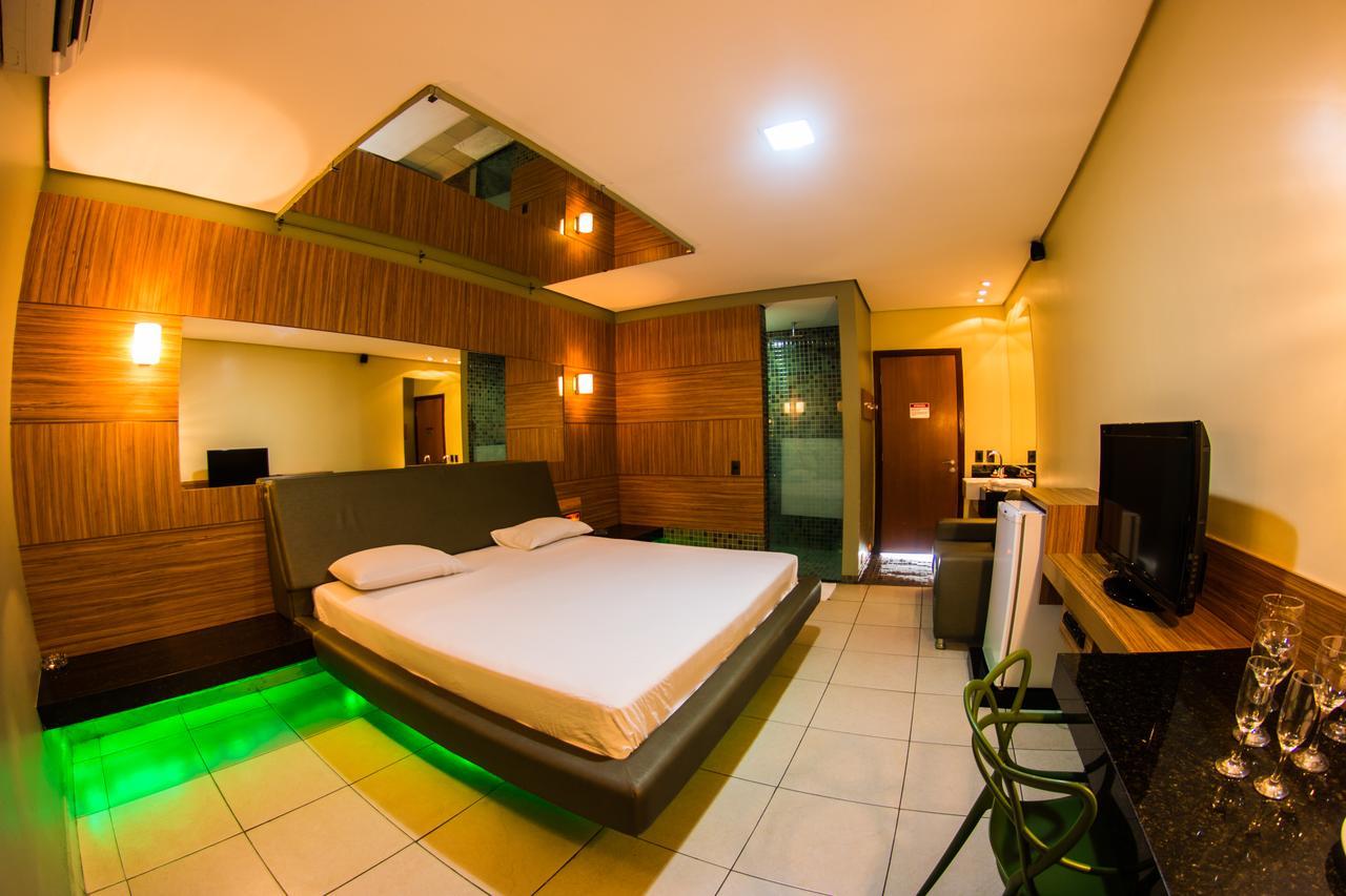 Village Motel (Adults Only) ฟอร์ตาเลซา ภายนอก รูปภาพ